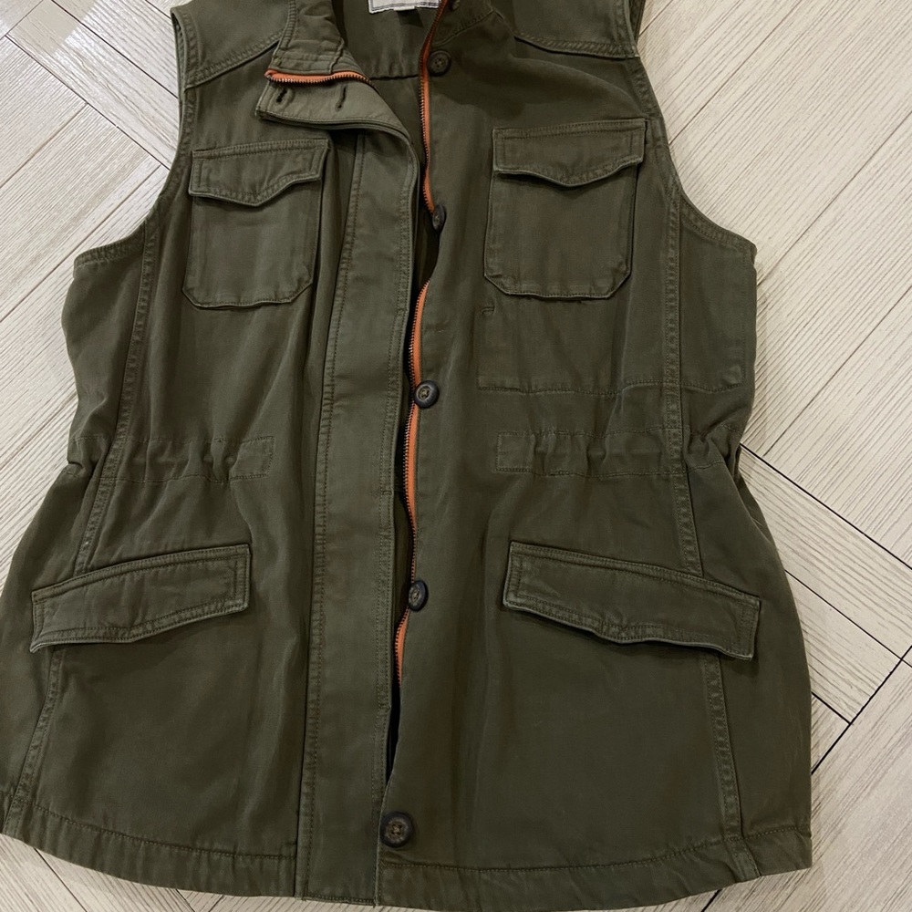 Lucky brand vest